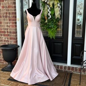 🩷La Femme Formal 🩷